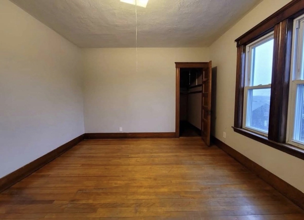 11 Payson Street, Unit 3 Worcester, MA 01607 - Photo 10 of 12