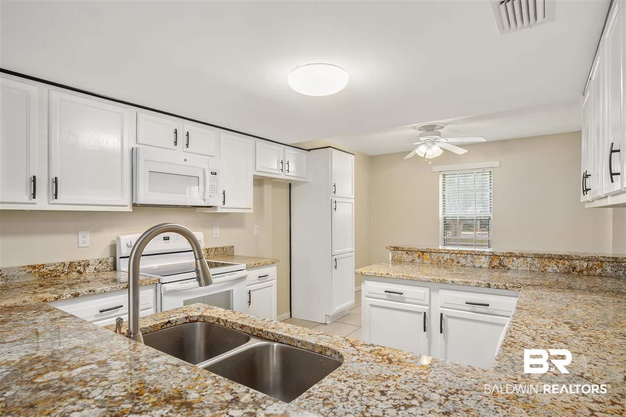 4017 Cottage Hill Road, Unit 67 Mobile, AL 36609 - Photo 8 of 27