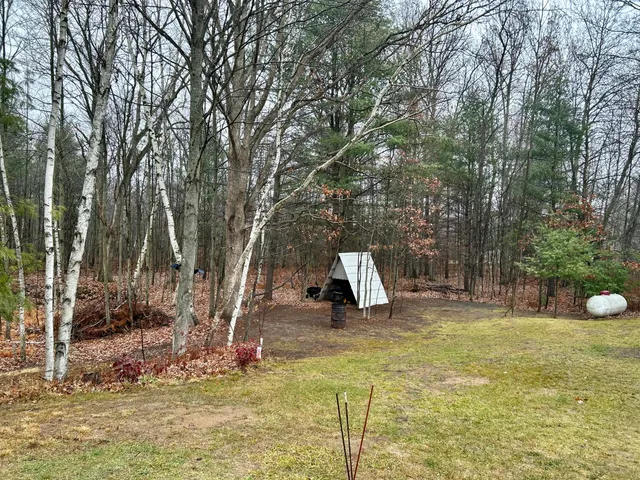 $130,000 | 2471 West 12 Mile Road, Bitely, MI 49309