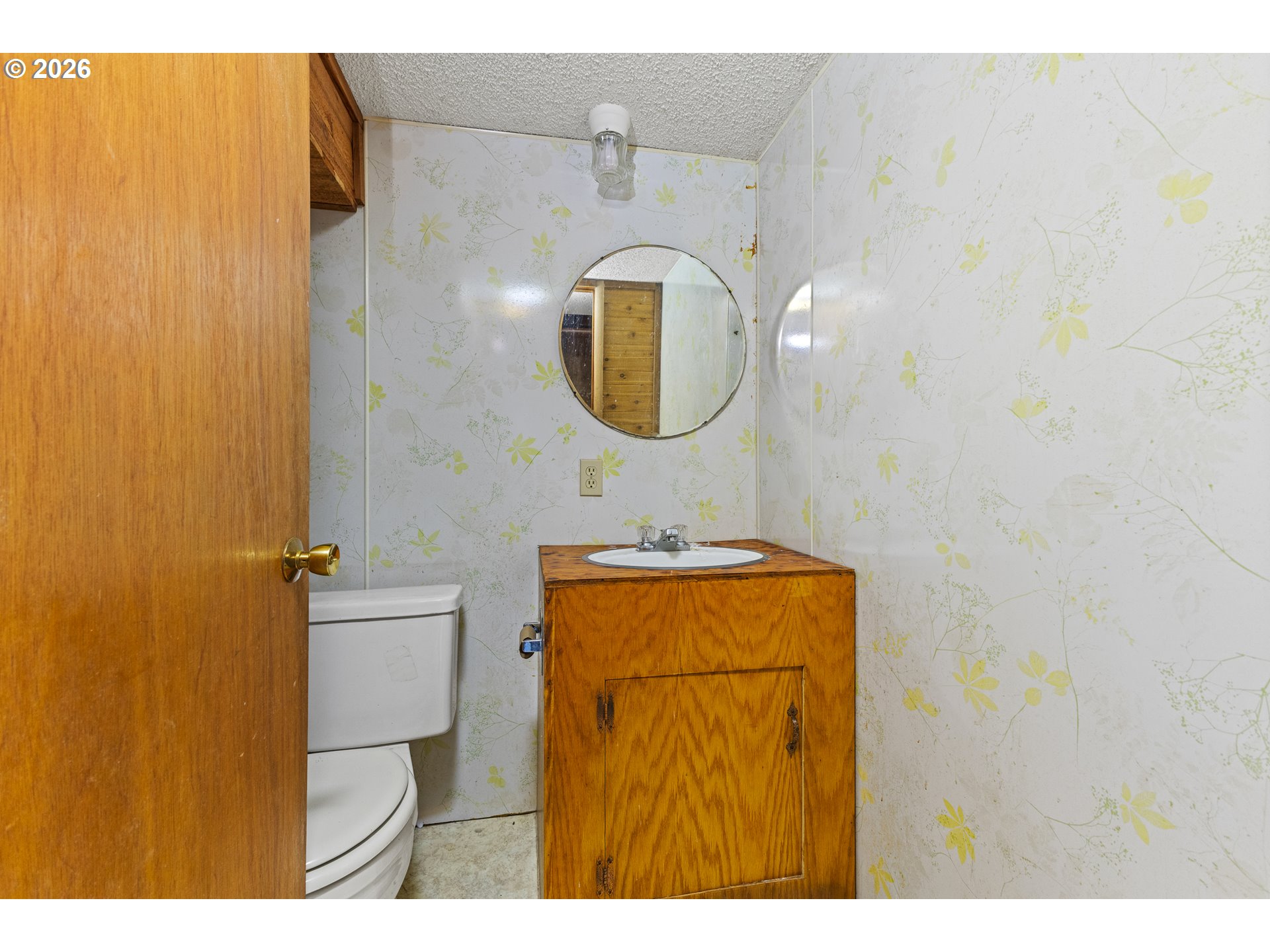 54341 Fairview Road Coquille, OR 97423 - Photo 26 of 40 Bathroom