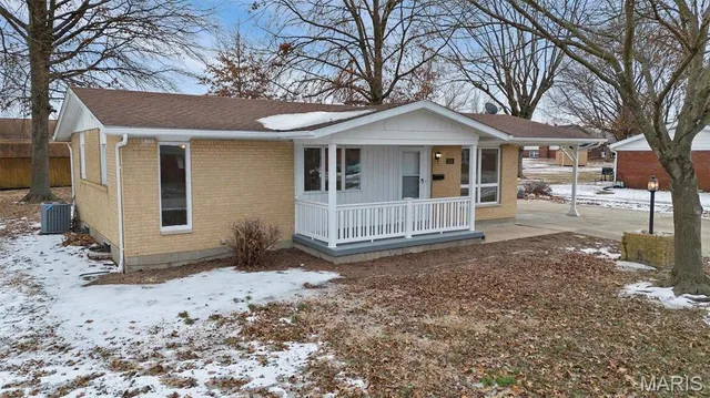 $95,000 | 319 Joan Avenue, Marissa, IL 62257