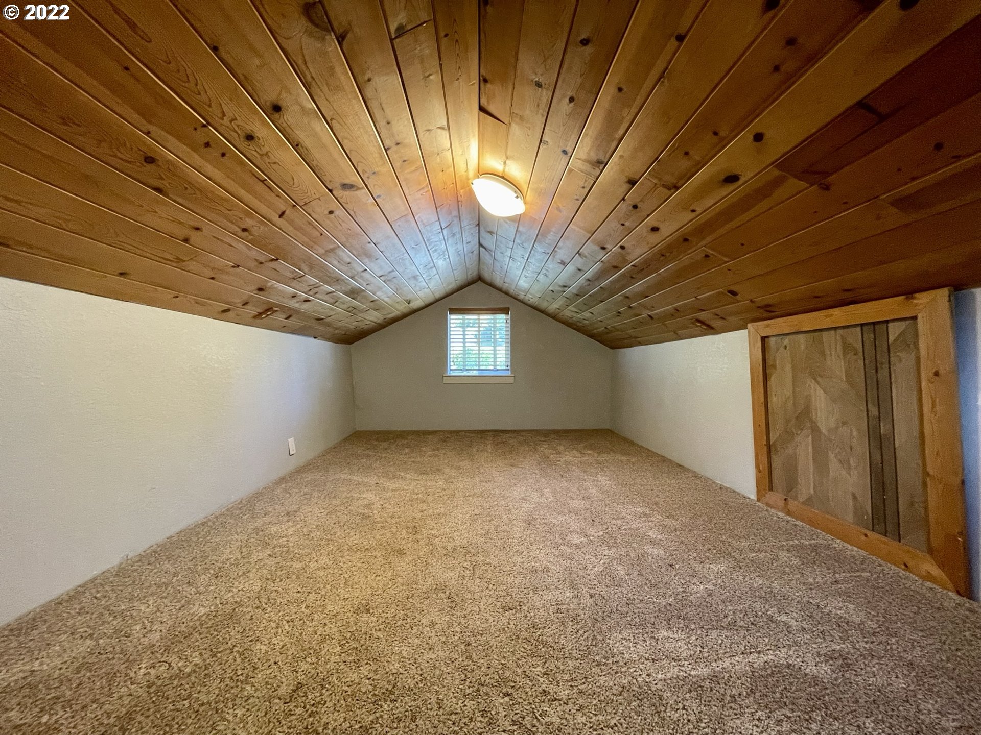 2275 Oak Street North Bend, OR 97459 - Photo 30 of 30 a view of empty room with windows
