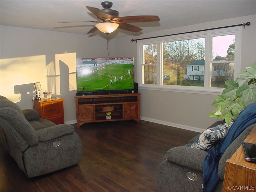 9012 Resaca Road North Chesterfield, VA 23236 - Photo 3 of 50 Gallery Image 3