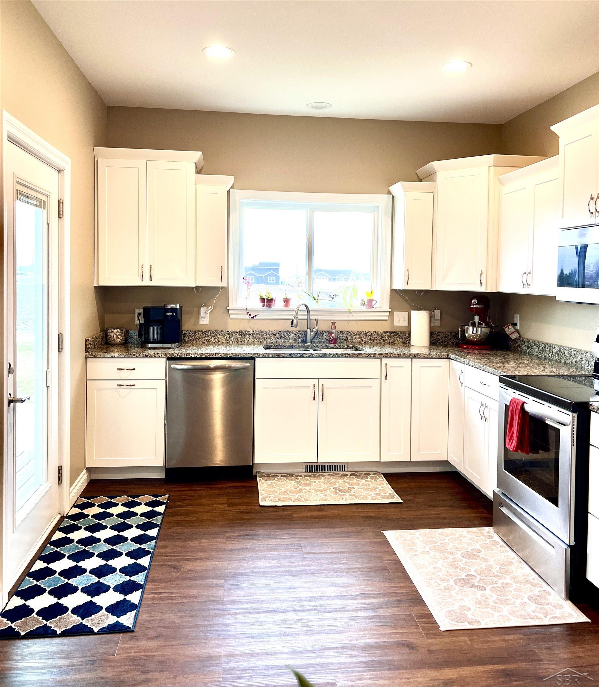 2519 Amelith Road Bay City, MI 48706 - Photo 5 of 27 50137359-11614ced-4246-41e9-ab46-9eb65095647c.JPG