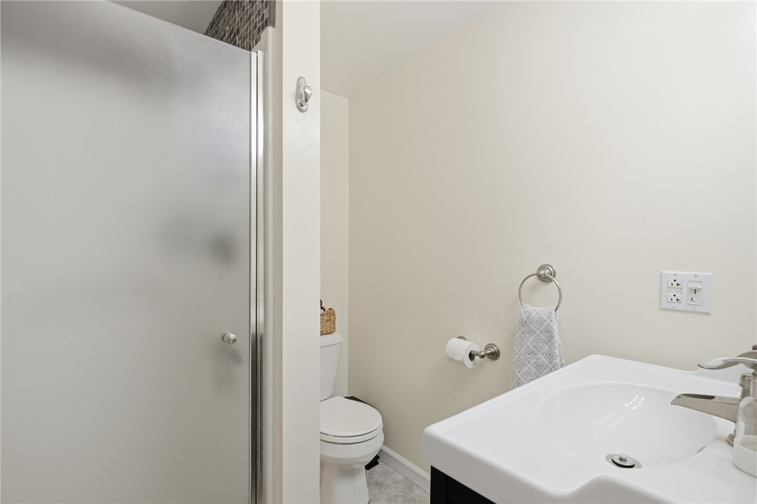 25 King Road Middletown, RI 02842 - Photo 26 of 44