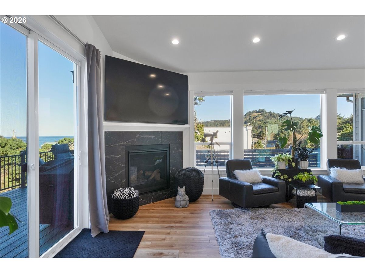 5409 Northeast Logan Road Lincoln City, OR 97367 - Photo 14 of 47