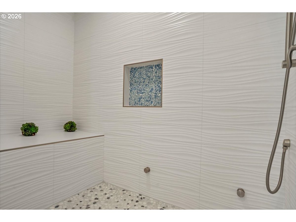 5409 Northeast Logan Road Lincoln City, OR 97367 - Photo 22 of 47