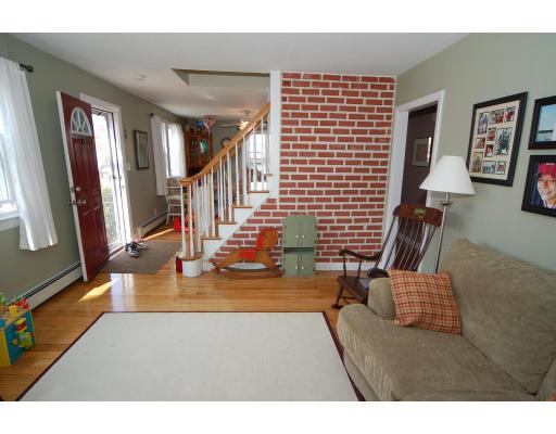 81 Sunset Road Arlington, MA 02474 - Photo 3 of 16 Gallery Image 3