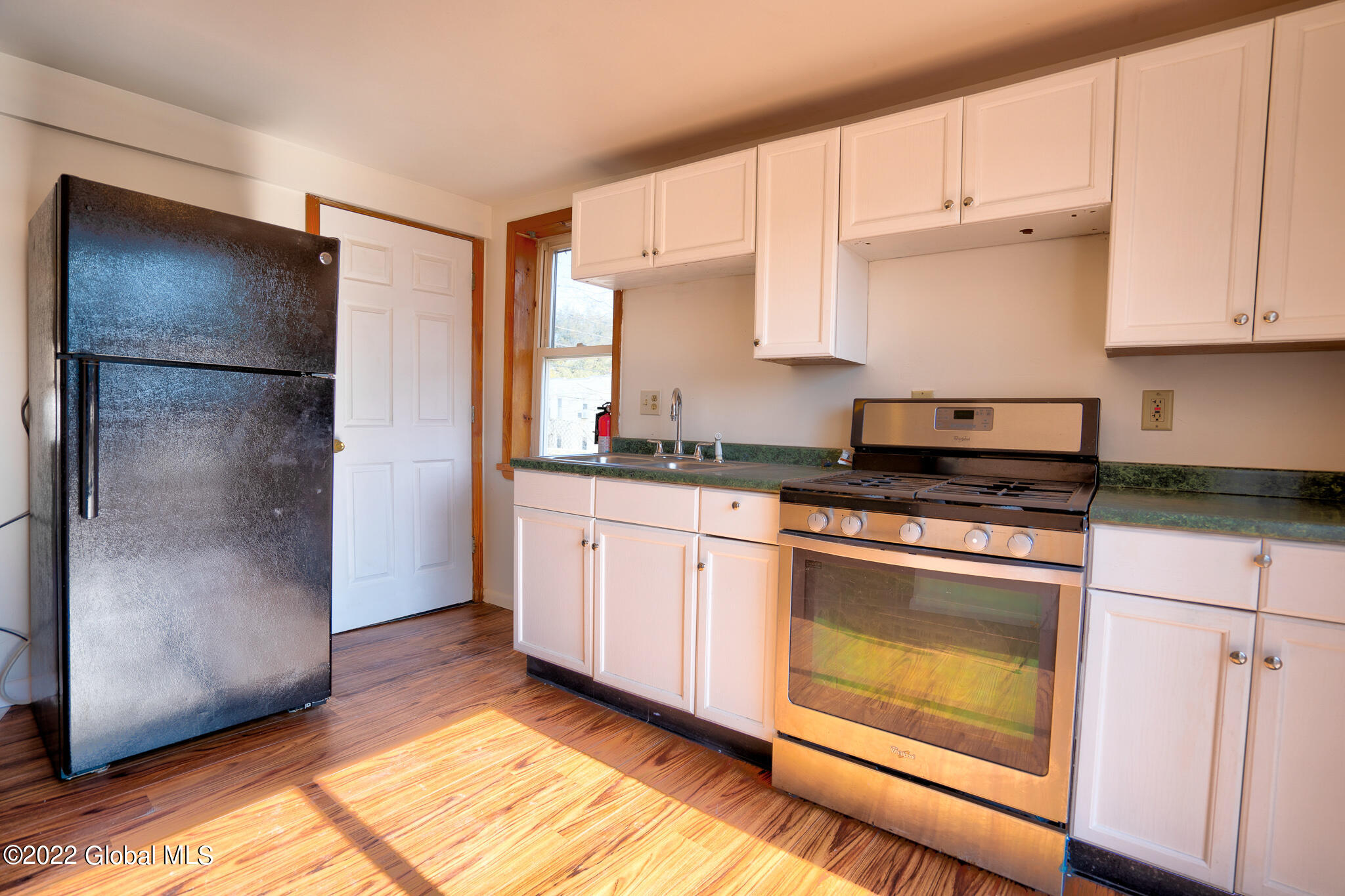 62 Partition Street Rensselaer, NY 12144 - Photo 11 of 25 DSC00286_7_8HDR