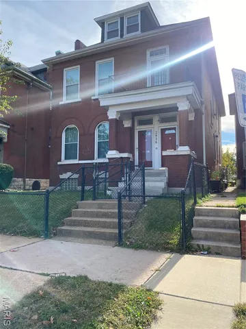 $199,900 | 2936 Greer Avenue, St. Louis, MO 63107