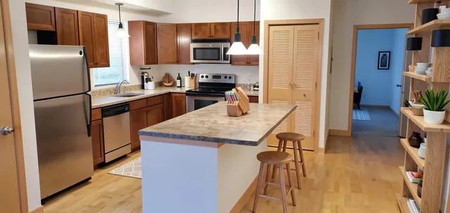 $164,900 | 1805 3rd Avenue South, Unit 202, Minneapolis, MN 55404