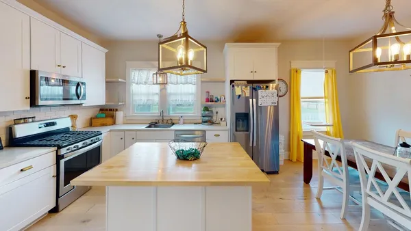$315,000 | 209 West Jefferson Avenue, Riverton, WY 82501
