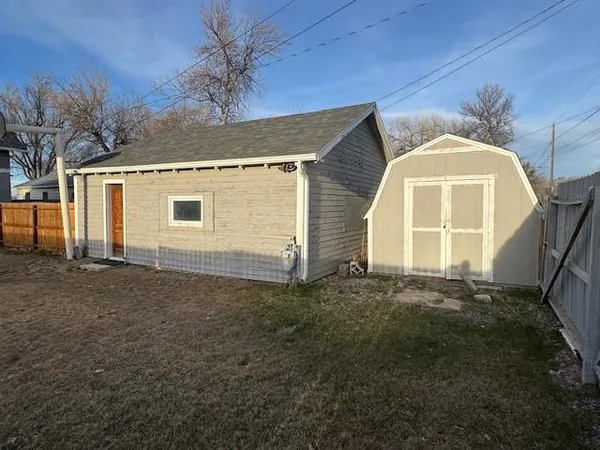 $315,000 | 209 West Jefferson Avenue, Riverton, WY 82501