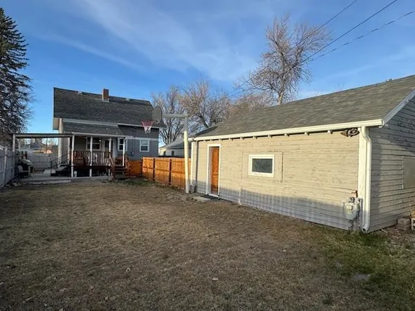 $315,000 | 209 West Jefferson Avenue, Riverton, WY 82501