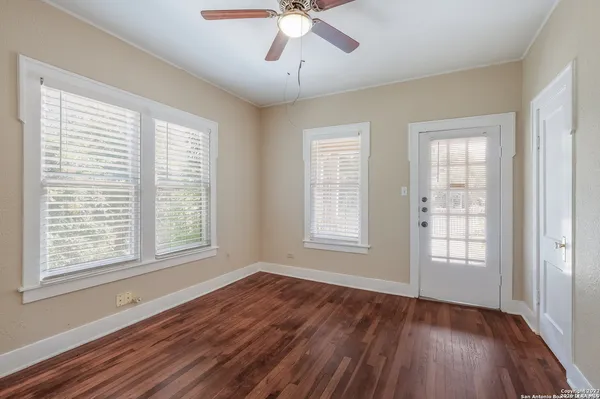 $1,500 | 515 East Courtland Place, San Antonio, TX 78212