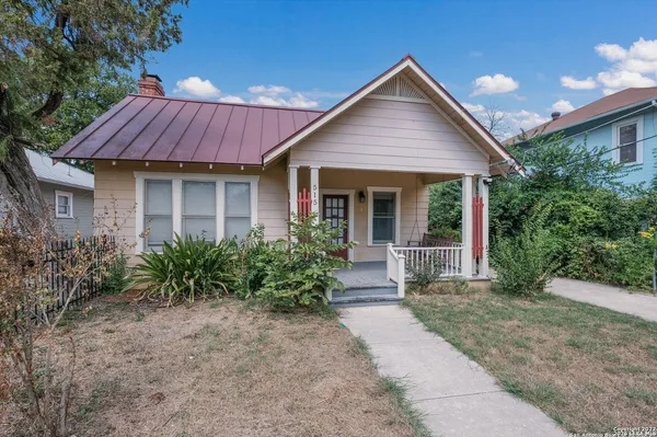 $1,500 | 515 East Courtland Place, San Antonio, TX 78212