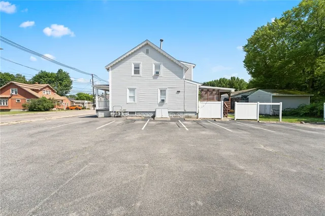 $839,900 | 148 Putnam Pike, Johnston, RI 02919