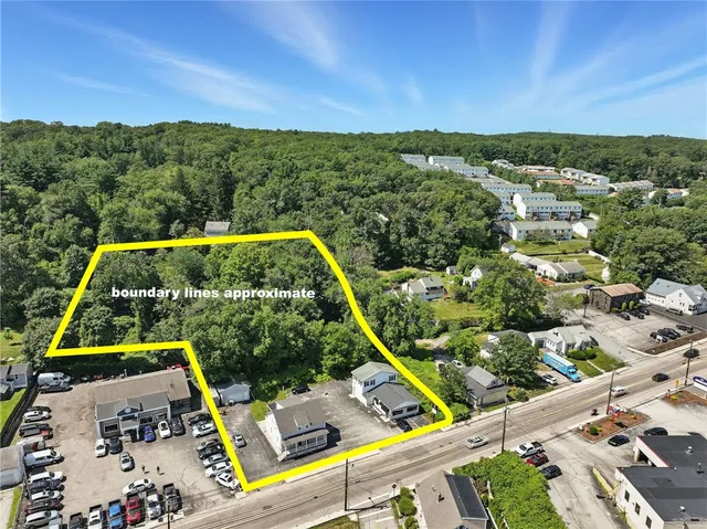 $839,900 | 148 Putnam Pike, Johnston, RI 02919