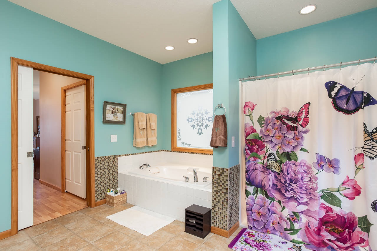 180 Ridgemore Drive Raphine, VA 24472 - Photo 24 of 68