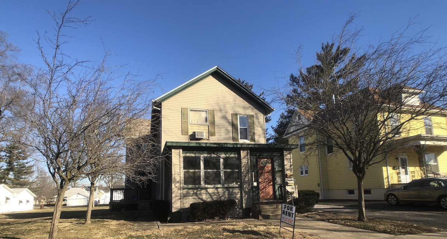 412 East Main Street Hoopeston, IL 60942 - Photo 1 of 20