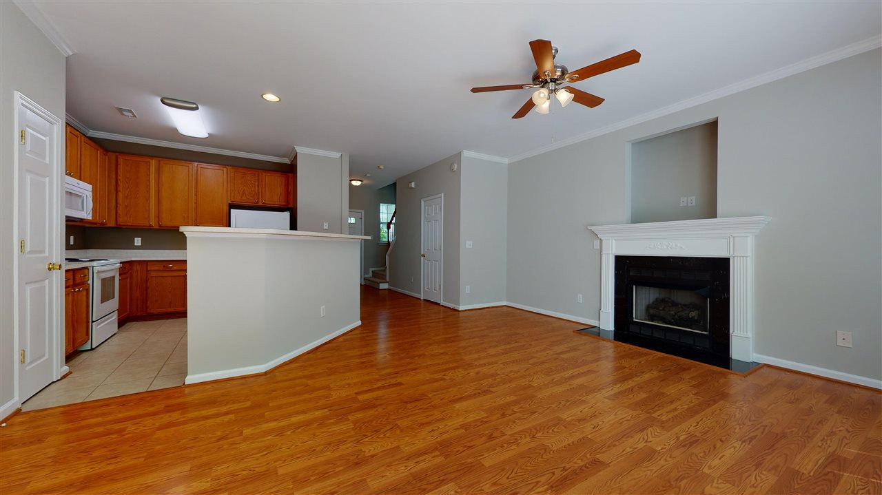 1931 Lost Lane Raleigh, NC 27603 - Photo 6 of 30 Living Room