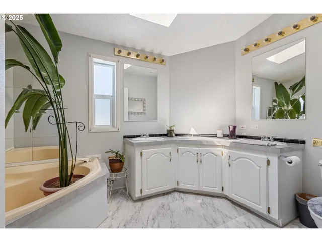 $159,900 | 1000 South McKern Court, Unit 85, Newberg, OR 97132