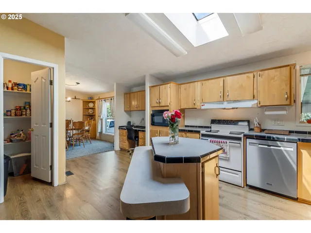 $159,900 | 1000 South McKern Court, Unit 85, Newberg, OR 97132