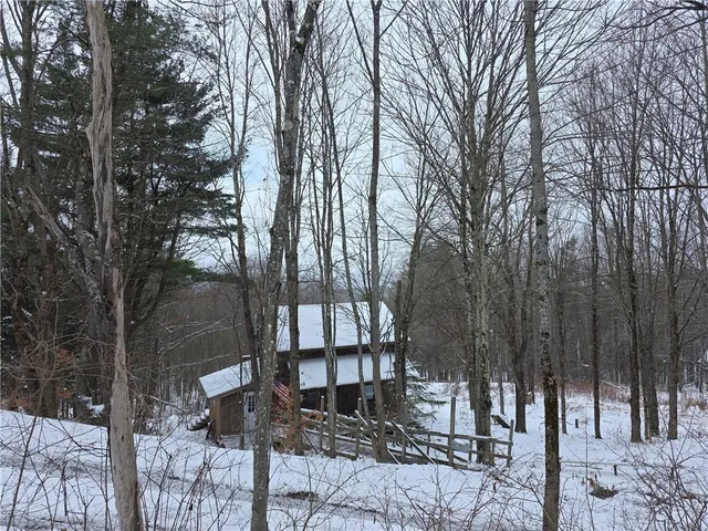 $199,000 | 613 Sibley Gulf Road, Middlefield, NY 13326