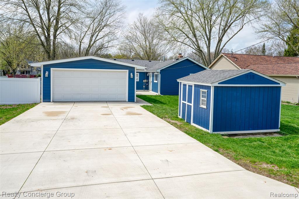10866 Colony Road Pinckney, MI 48169 - Photo 11 of 40