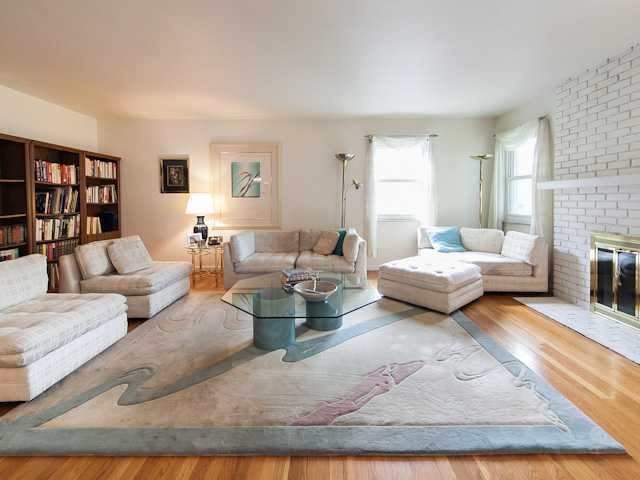 2069 Middlesex Road Columbus, OH 43220 - Photo 2 of 14