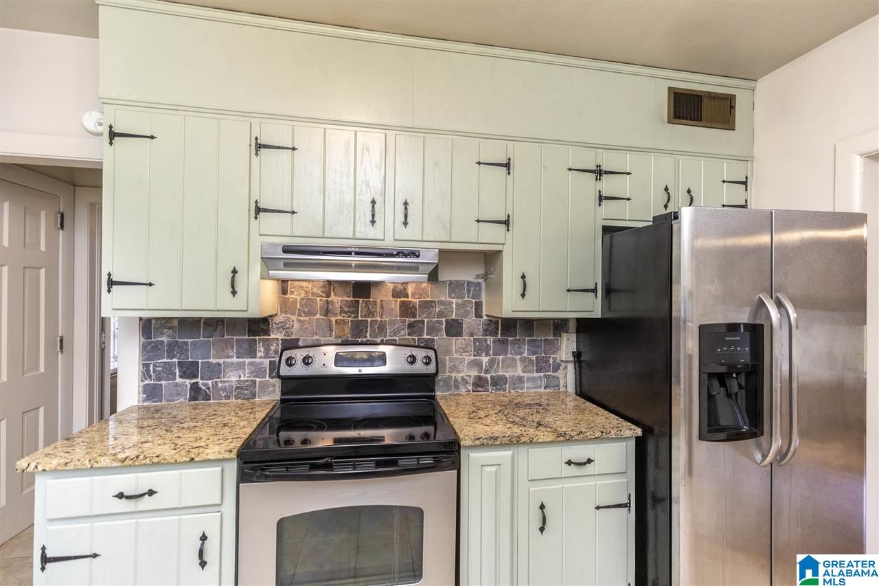 1025 Shades Crest Road Birmingham, AL 35226 - Photo 9 of 27