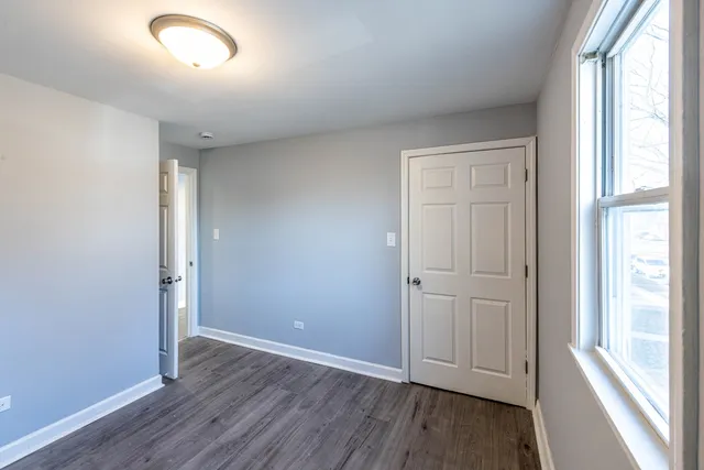 $2,800 | 237 East 143rd Street, Unit 1, Dolton, IL 60419