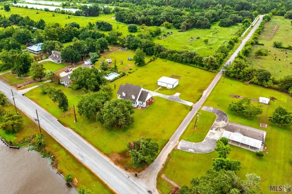 $325,000 | 1035 Highway 55, Montegut, LA 70377