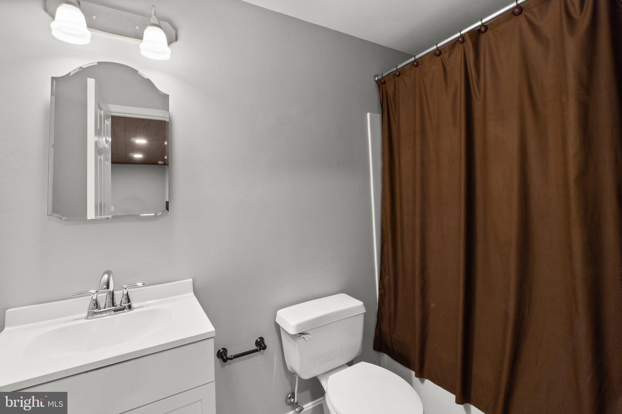 2713 Gillis Road Mount Airy, MD 21771 - Photo 41 of 47 Full Bathroom at Lower Level