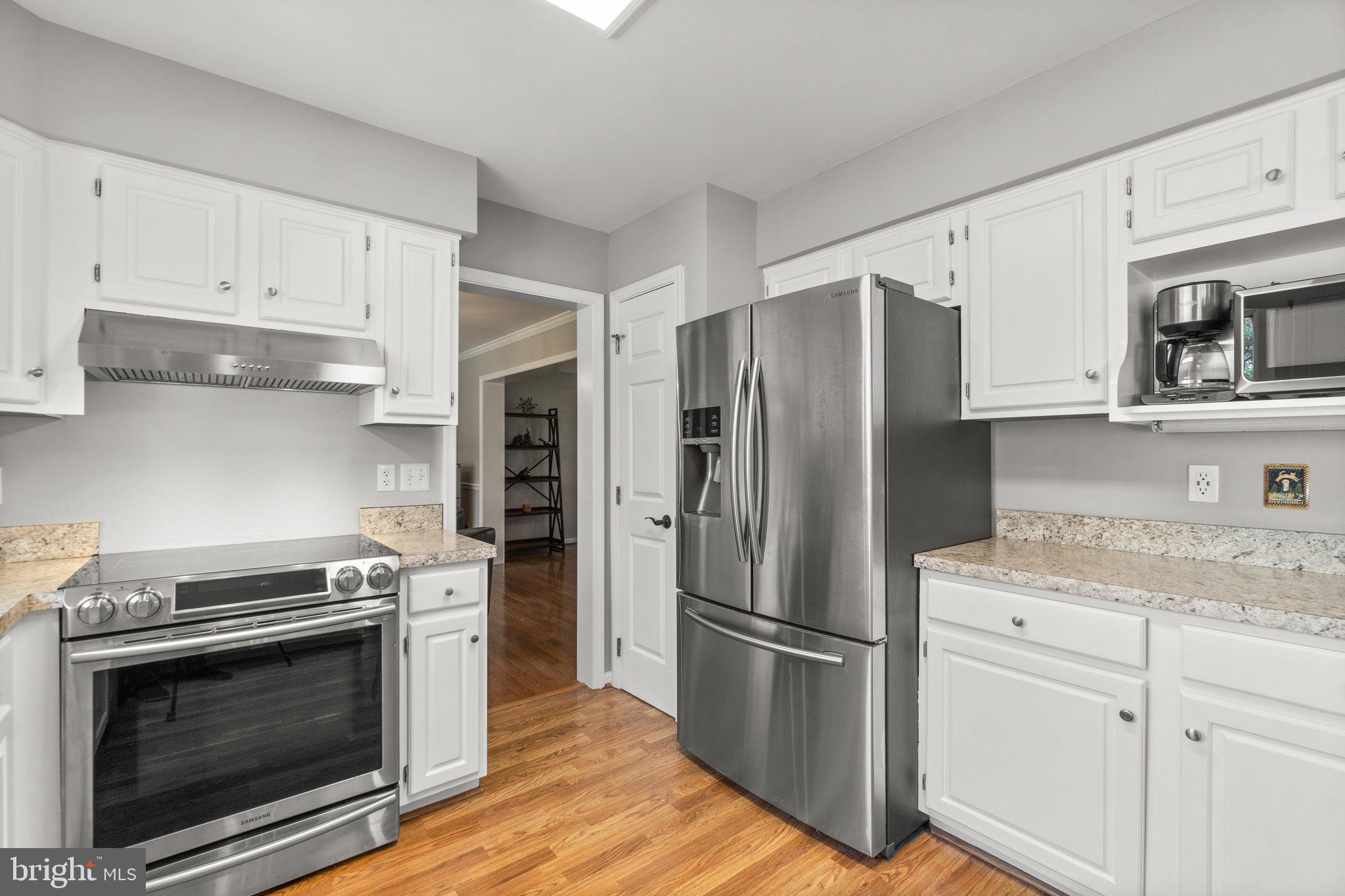 2713 Gillis Road Mount Airy, MD 21771 - Photo 6 of 47 Lots of Cabinet Storage