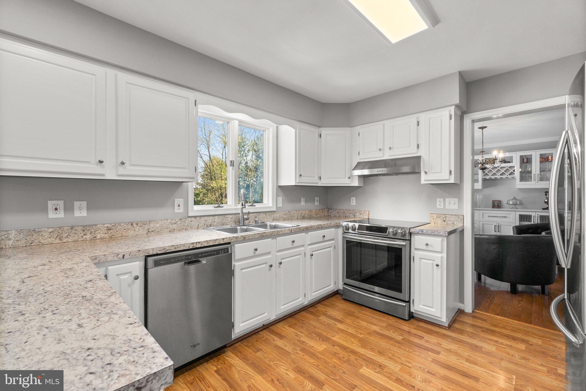2713 Gillis Road Mount Airy, MD 21771 - Photo 7 of 47 Granite Countertops