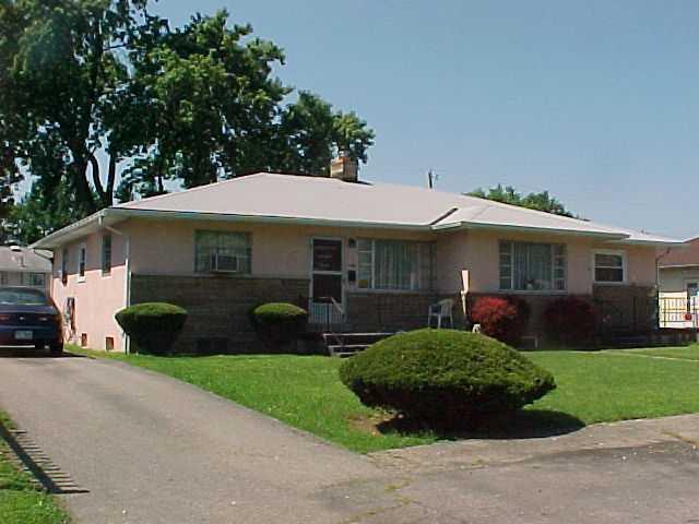 3489 Wicklow Road Columbus, OH 43204 - Photo 2 of 10 Gallery Image 2