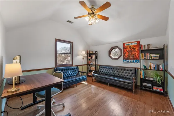 $699,900 | 507 South Hi Lusi Avenue, Mount Prospect, IL 60056