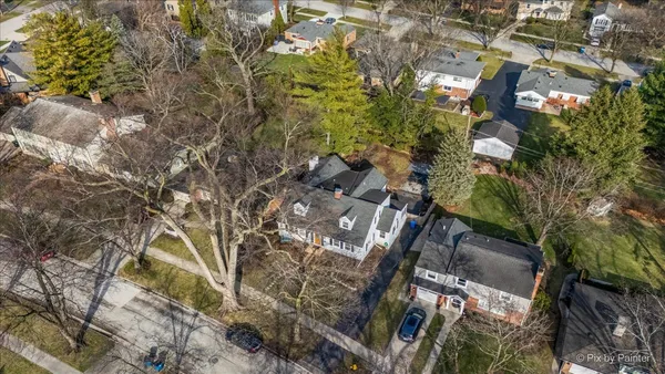 $699,900 | 507 South Hi Lusi Avenue, Mount Prospect, IL 60056