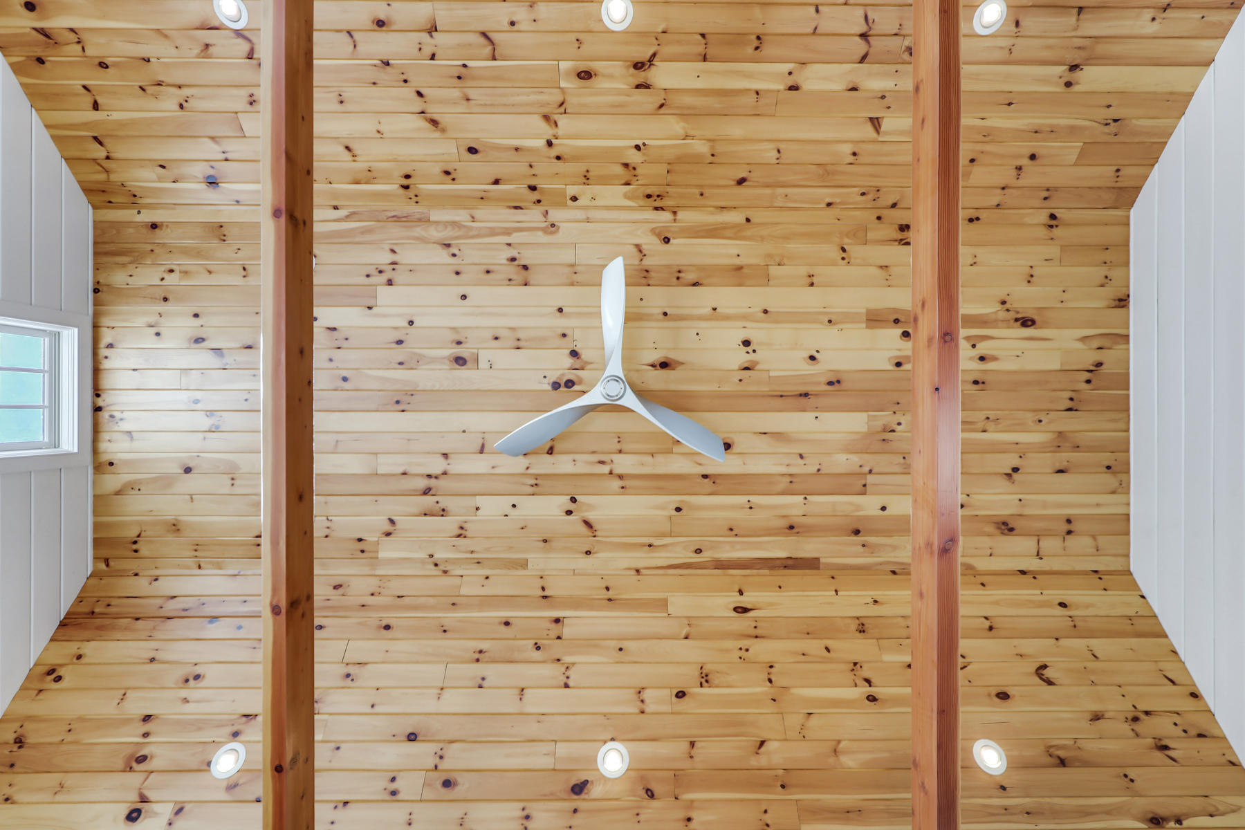 2 Packet Landing Orleans, MA 02653 - Photo 8 of 61 Great Room Ceiling
