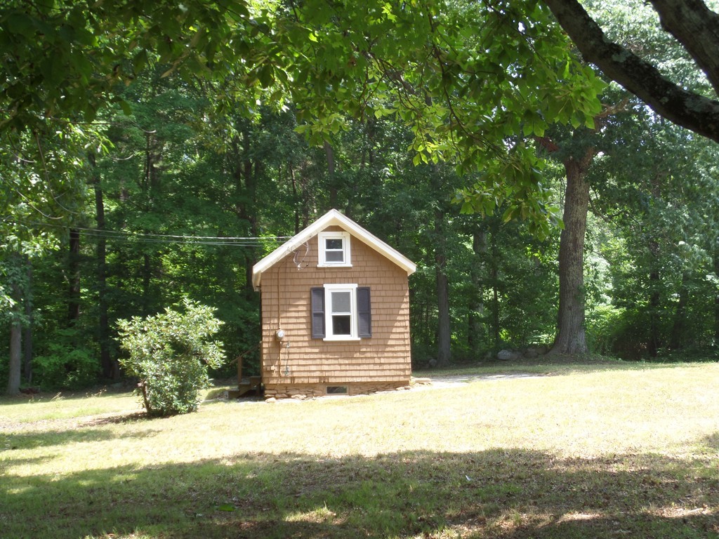 34 Oakham Road North Brookfield, MA 01535 - Photo 4 of 10 Gallery Image 4