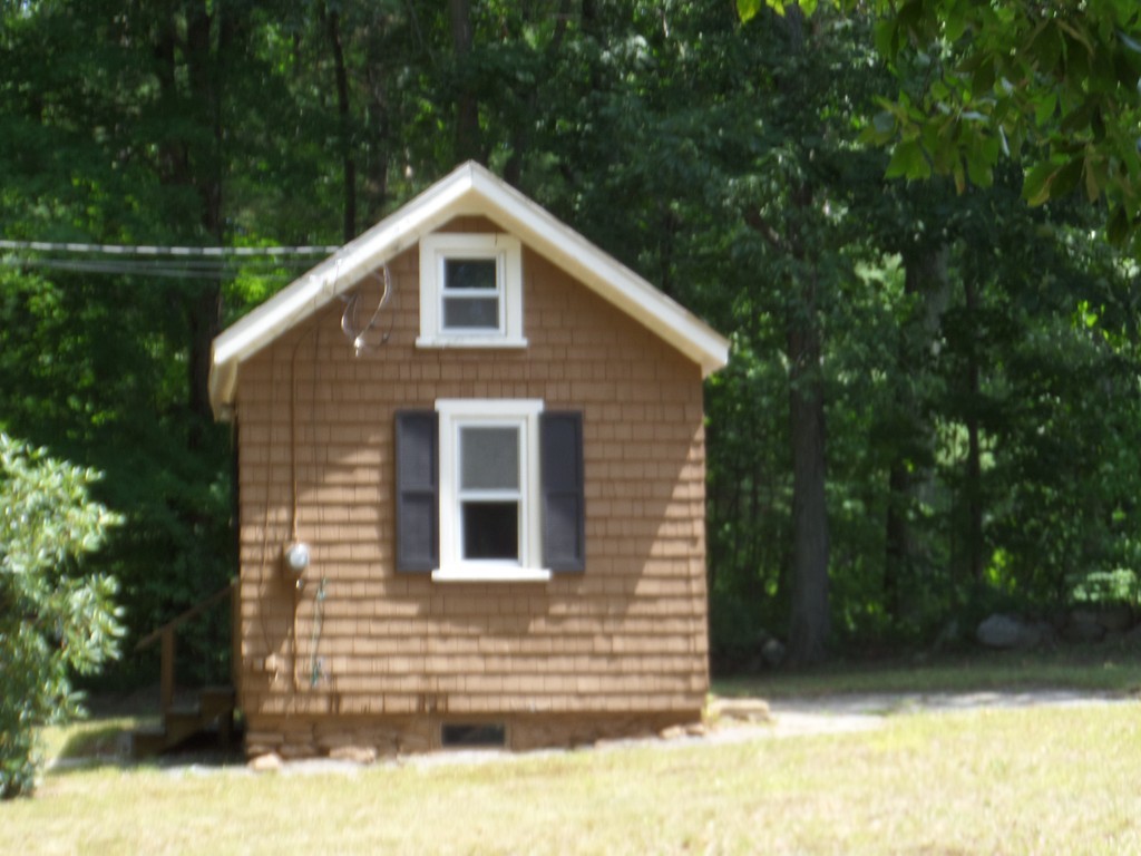 34 Oakham Road North Brookfield, MA 01535 - Photo 5 of 10 Gallery Image 5