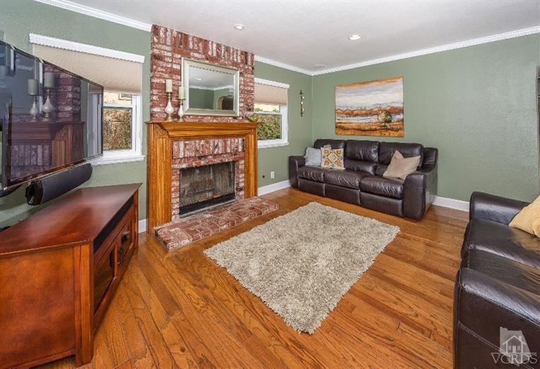 1824 Rocking Horse Drive Simi Valley, CA 93065 - Photo 4 of 23 Additional Photo
