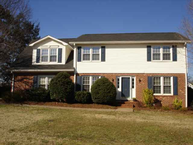 13 Cobblestone Road Greenville, SC 29615 - Photo 1 of 25 Gallery Image 1