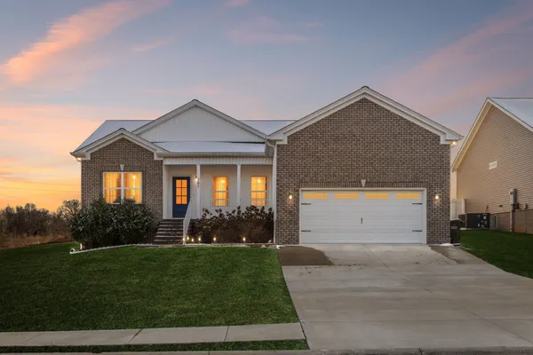 $2,150 | 207 Bedford Court, Hopkinsville, KY 42240