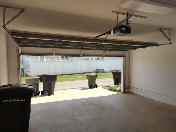 $2,000 | 3155 Mulberry Park Boulevard, Tallahassee, FL 32311