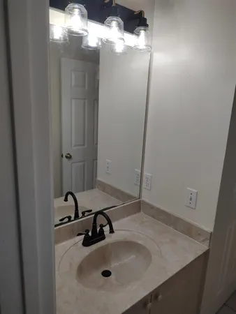 $2,000 | 3155 Mulberry Park Boulevard, Tallahassee, FL 32311