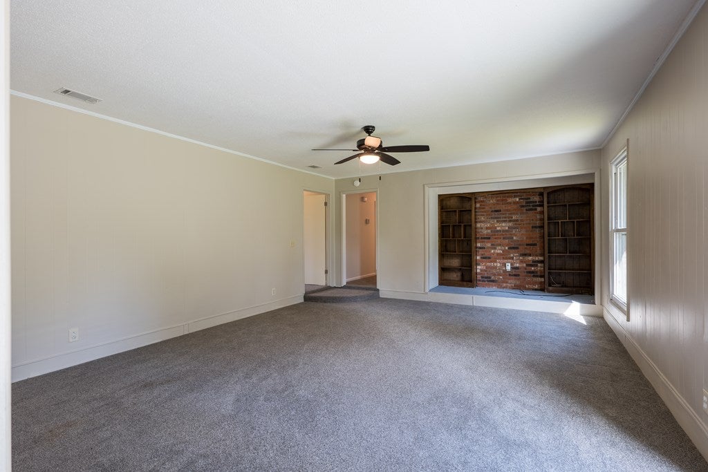 2909 Tara Road Valdosta, GA 31605 - Photo 10 of 38 Gallery Image 10
