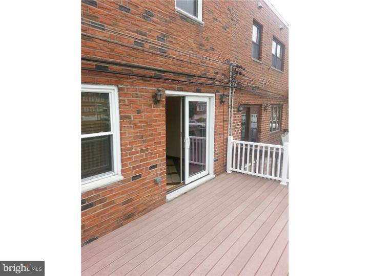 12461 Barbary Road Philadelphia, PA 19154 - Photo 20 of 25 Deck