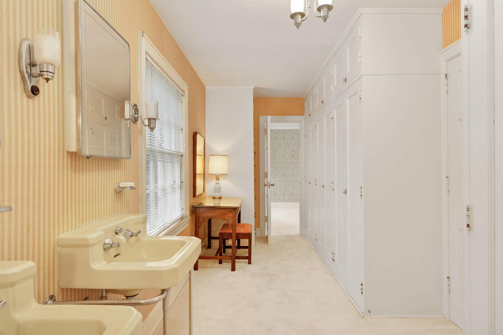 8 Merilane Edina, MN 55436 - Photo 41 of 67